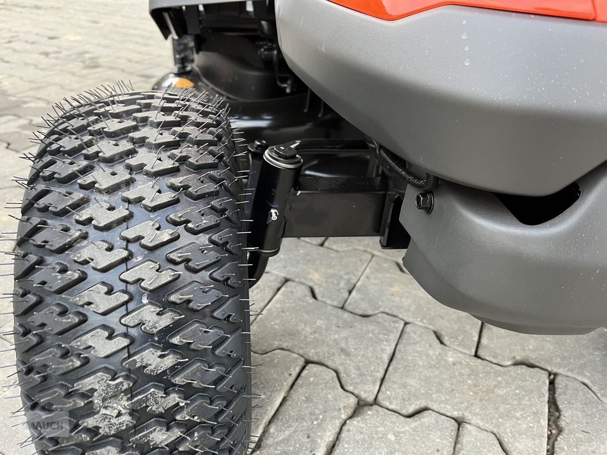 Rasentraktor tip Husqvarna TC 100i Akku NEU, Neumaschine in Burgkirchen (Poză 3)