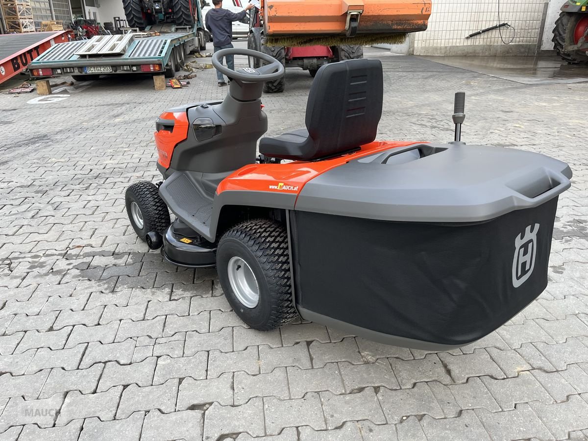 Rasentraktor типа Husqvarna TC 100i Akku NEU, Neumaschine в Burgkirchen (Фотография 22)