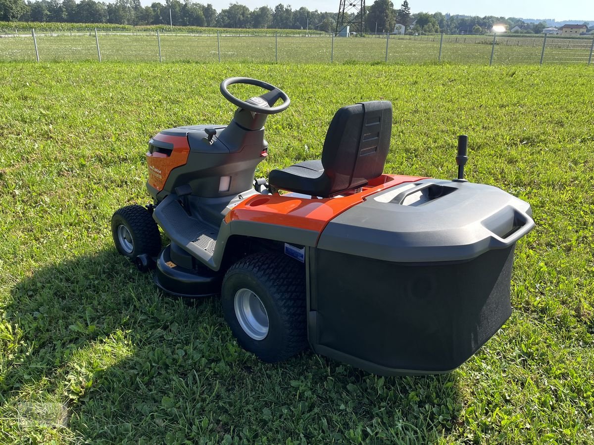 Rasentraktor van het type Husqvarna TC 112 Frühbezugsaktion für 2025, Neumaschine in Burgkirchen (Foto 9)