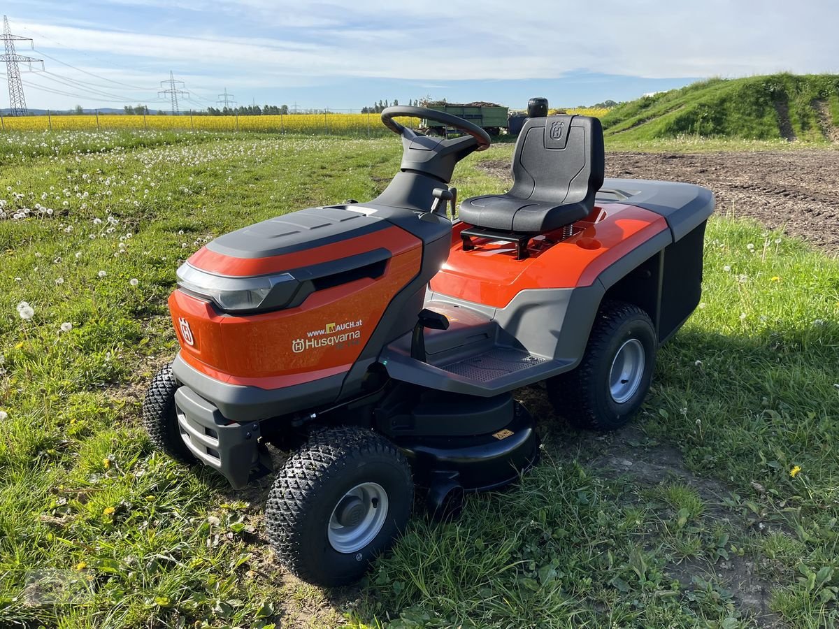 Rasentraktor del tipo Husqvarna TC 114 NEU, Lagernd, magnetische Messerkupplung, Neumaschine In Burgkirchen (Immagine 23)