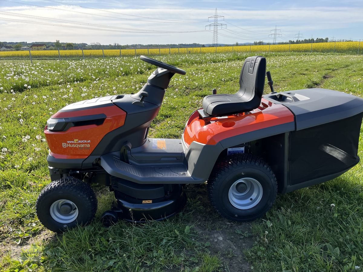 Rasentraktor Türe ait Husqvarna TC 114 NEU, Lagernd, magnetische Messerkupplung, Neumaschine içinde Burgkirchen (resim 8)