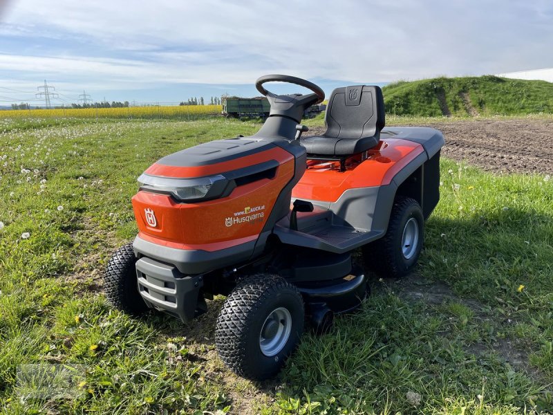 Rasentraktor van het type Husqvarna TC 114 NEU, magnetische Messerkupplung, Neumaschine in Burgkirchen (Foto 1)