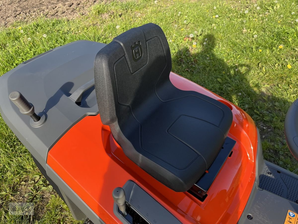 Rasentraktor a típus Husqvarna TC 114 NEU, magnetische Messerkupplung, Neumaschine ekkor: Burgkirchen (Kép 12)