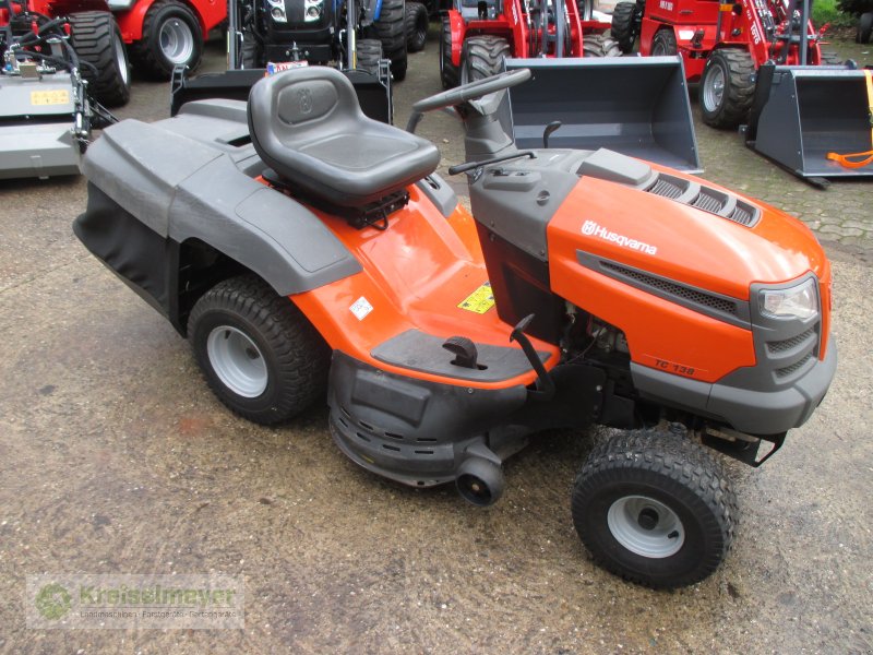 Rasentraktor typu Husqvarna TC 138 Hydrostat, Gebrauchtmaschine v Feuchtwangen