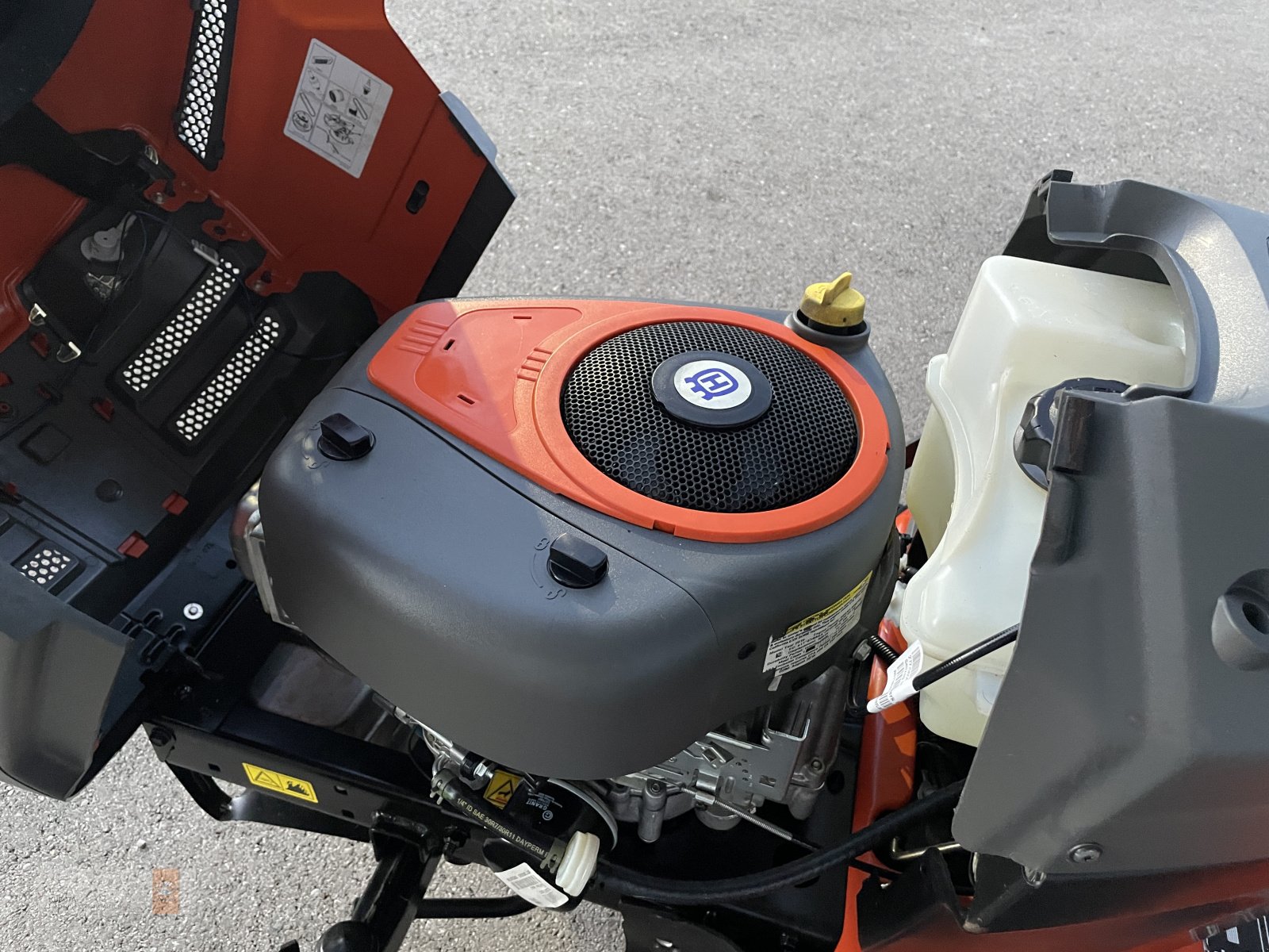 Rasentraktor του τύπου Husqvarna TC 138, Gebrauchtmaschine σε Biessenhofen (Φωτογραφία 5)