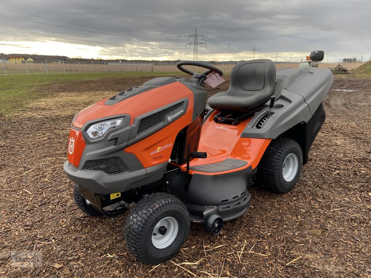 Rasentraktor Türe ait Husqvarna TC 238T inkl. Mulchkit,  FRÜHBEZUGSAKTION!! 20PS, Neumaschine içinde Burgkirchen (resim 7)