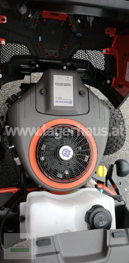 Rasentraktor типа Husqvarna TC 242T, Neumaschine в Wolfpassing (Фотография 4)