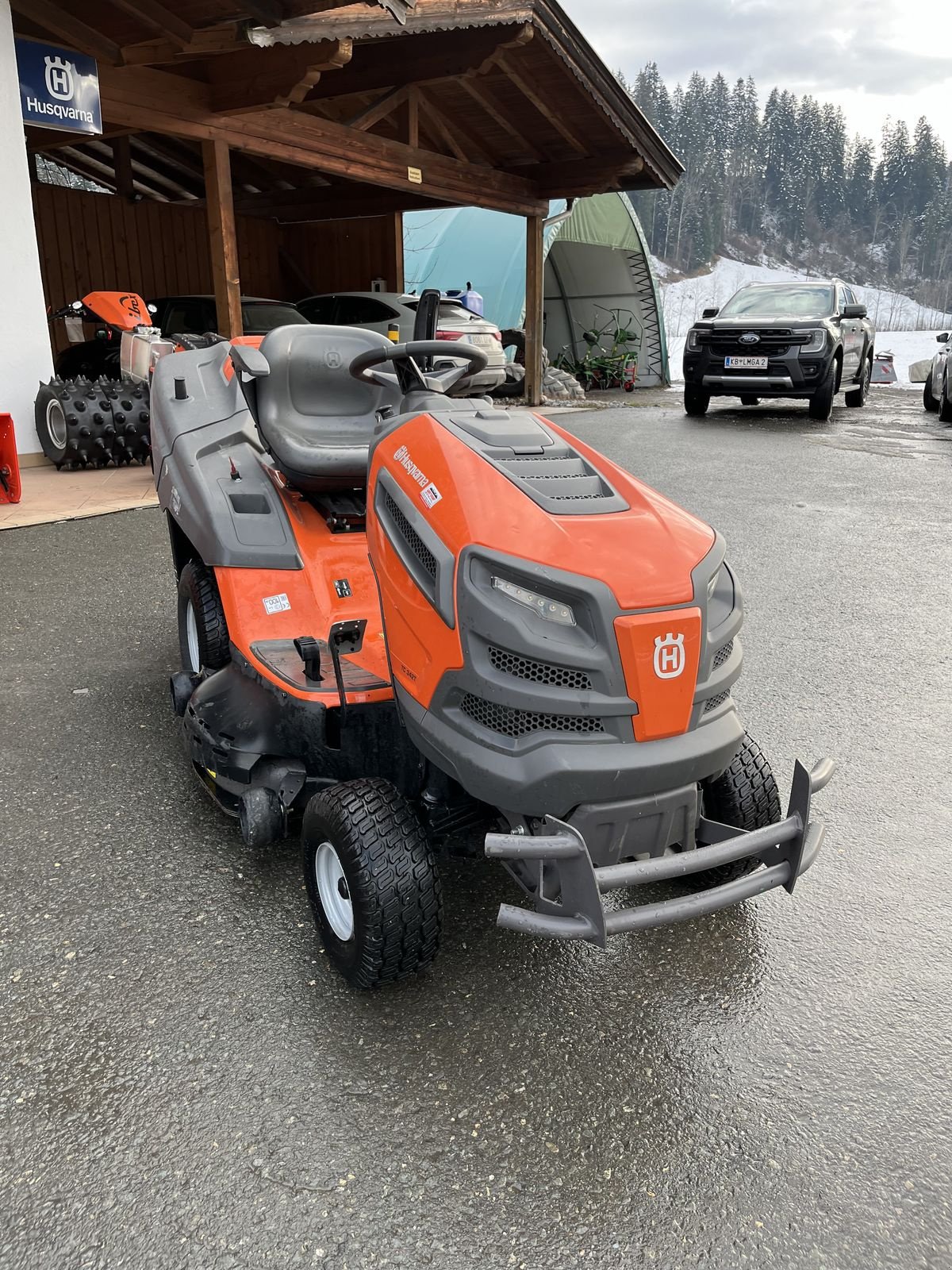 Rasentraktor tipa Husqvarna TC 342 C, Gebrauchtmaschine u Reith bei Kitzbühel (Slika 1)