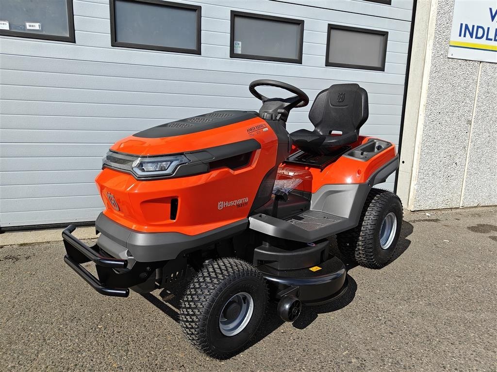 Rasentraktor des Typs Husqvarna TS 217T, Gebrauchtmaschine in Holstebro (Bild 1)