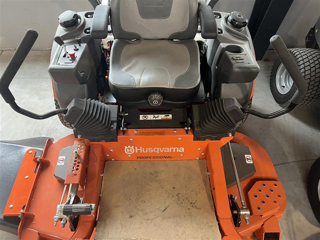 Rasentraktor of the type Husqvarna Z 560x, Gebrauchtmaschine in Roskilde (Picture 3)