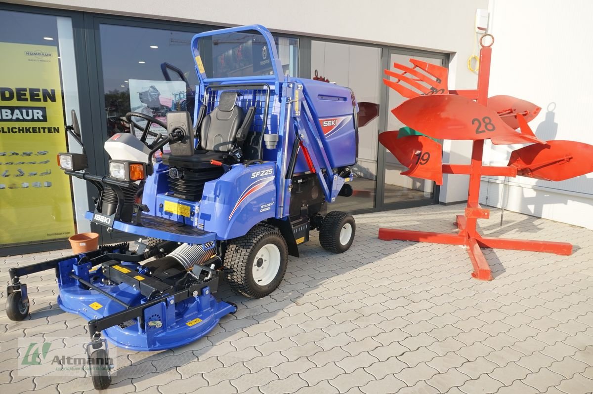 Rasentraktor del tipo Iseki SF 225, Neumaschine en Lanzenkirchen (Imagen 2)