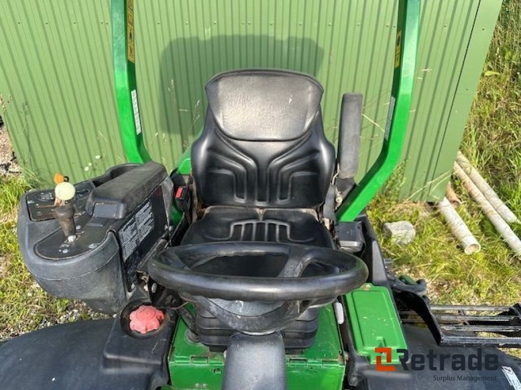 Rasentraktor typu John Deere 8700, Gebrauchtmaschine w Rødovre (Zdjęcie 5)