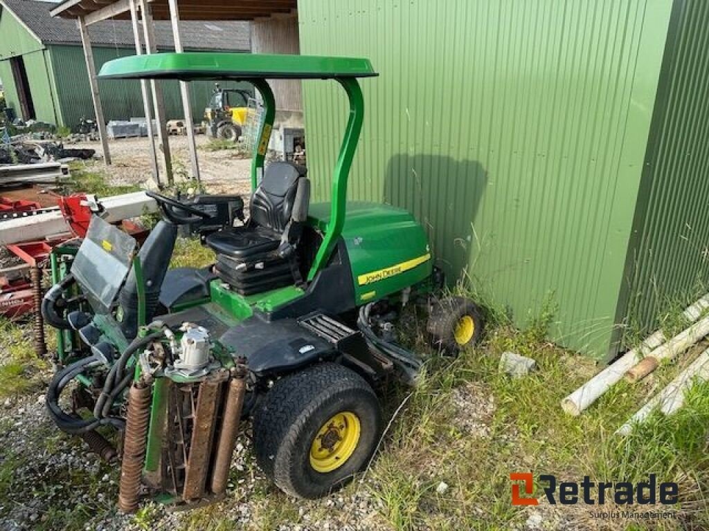 Rasentraktor typu John Deere 8700, Gebrauchtmaschine w Rødovre (Zdjęcie 2)