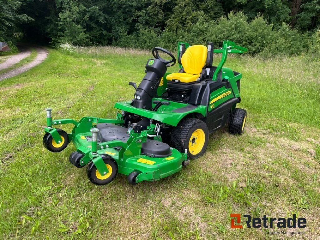 Rasentraktor tipa John Deere TERRAINCUT 1550, Gebrauchtmaschine u Rødovre (Slika 1)