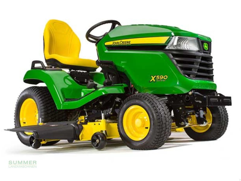 Rasentraktor van het type John Deere X 590, Neumaschine in Pforzheim