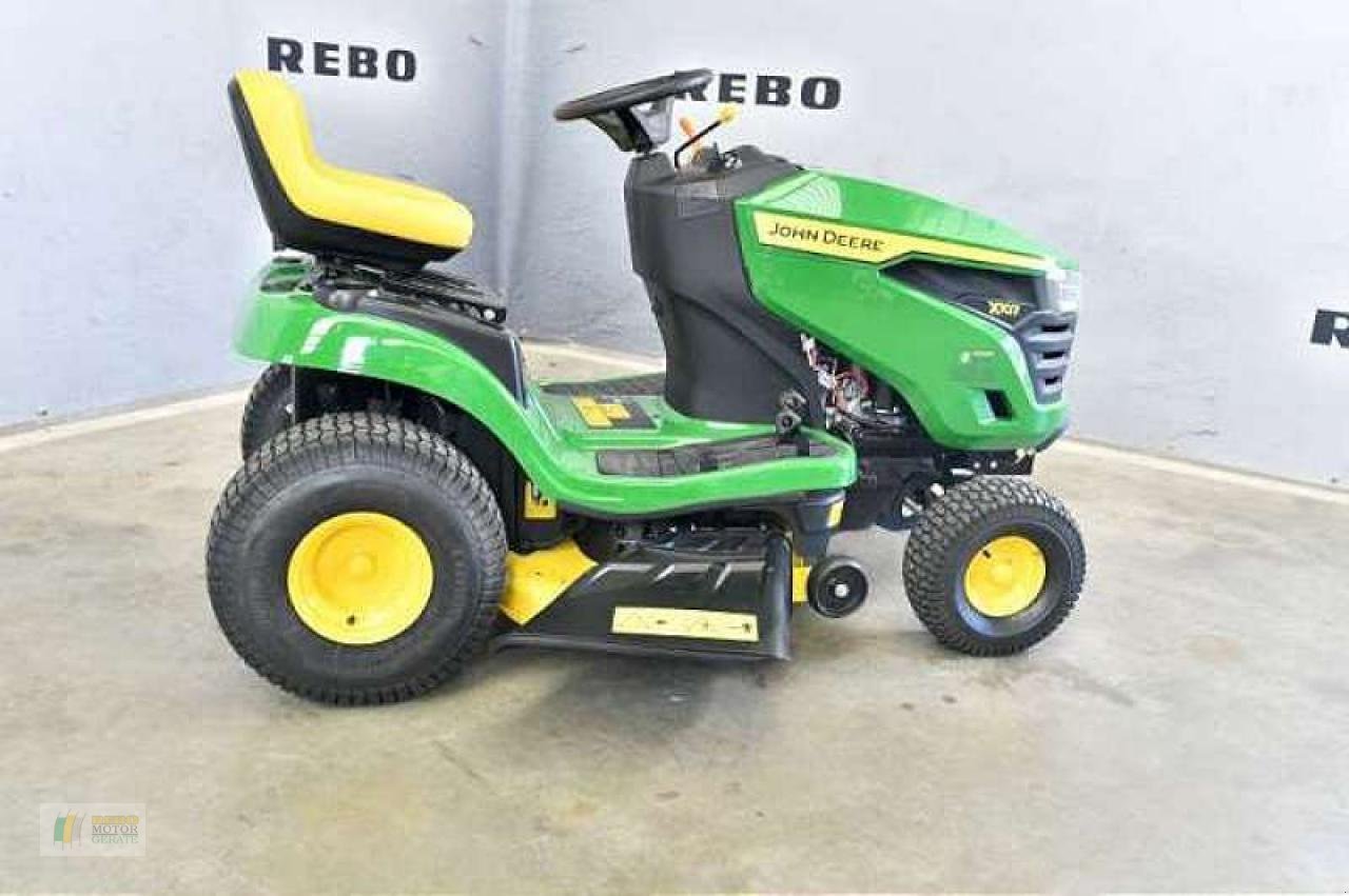 Rasentraktor типа John Deere X107 RASENTRAKTOR, Neumaschine в Edewecht (Фотография 3)