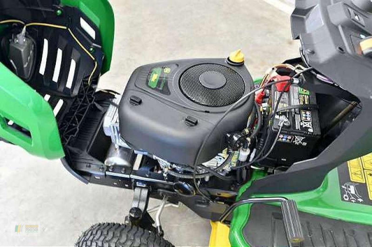 Rasentraktor del tipo John Deere X107 RASENTRAKTOR, Neumaschine en Bredstedt (Imagen 4)