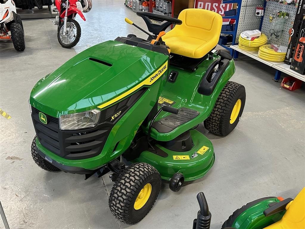 Rasentraktor del tipo John Deere X107, Gebrauchtmaschine en Aabenraa (Imagen 2)