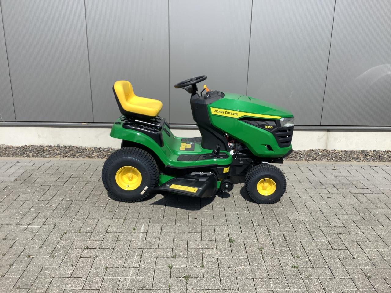 Rasentraktor tip John Deere X107, Neumaschine in Greven (Poză 4)