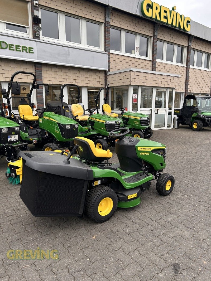 Rasentraktor del tipo John Deere X117R, Neumaschine In Wesseling-Berzdorf (Immagine 3)