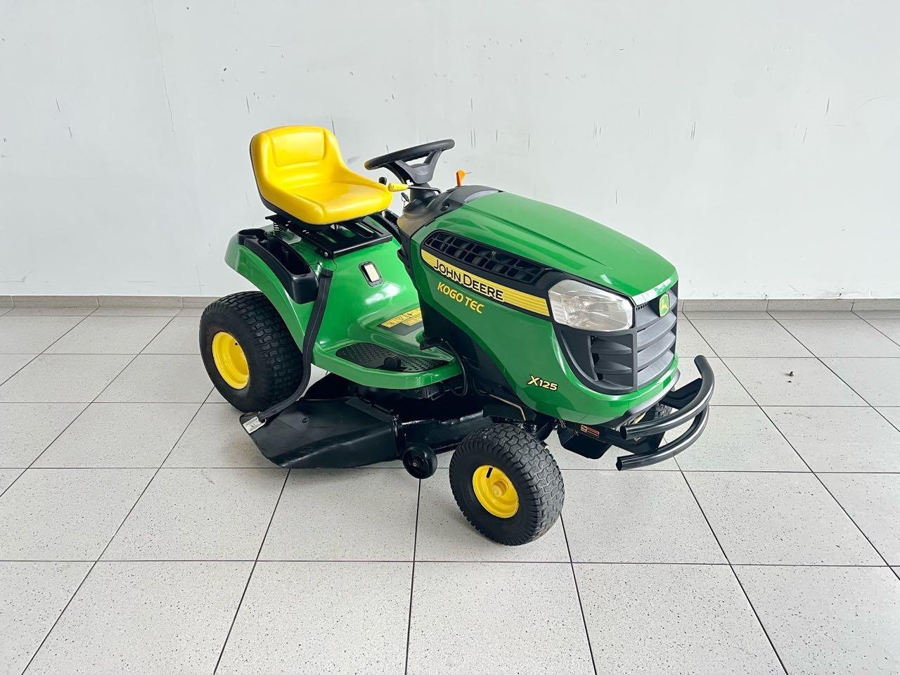 Rasentraktor del tipo John Deere X125, Gebrauchtmaschine en Neubeckum (Imagen 2)