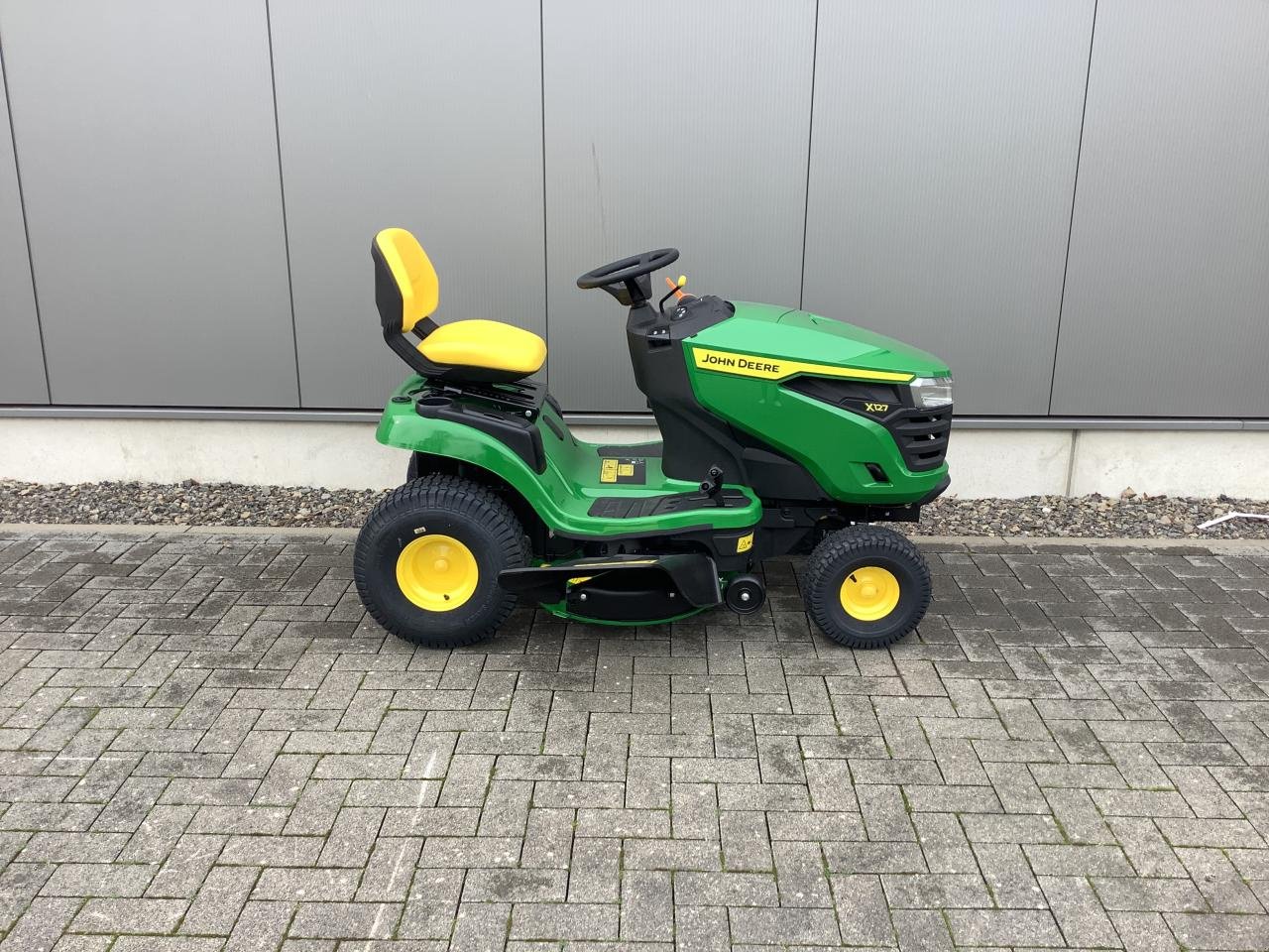 Rasentraktor του τύπου John Deere X127, Neumaschine σε Dorsten-Wulfen (Φωτογραφία 4)