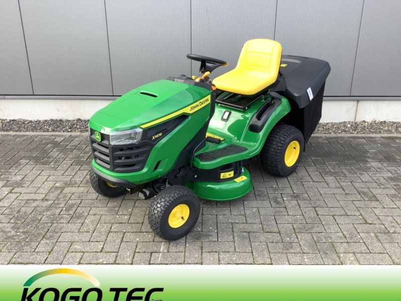 Rasentraktor van het type John Deere X147R, Neumaschine in Stralsund