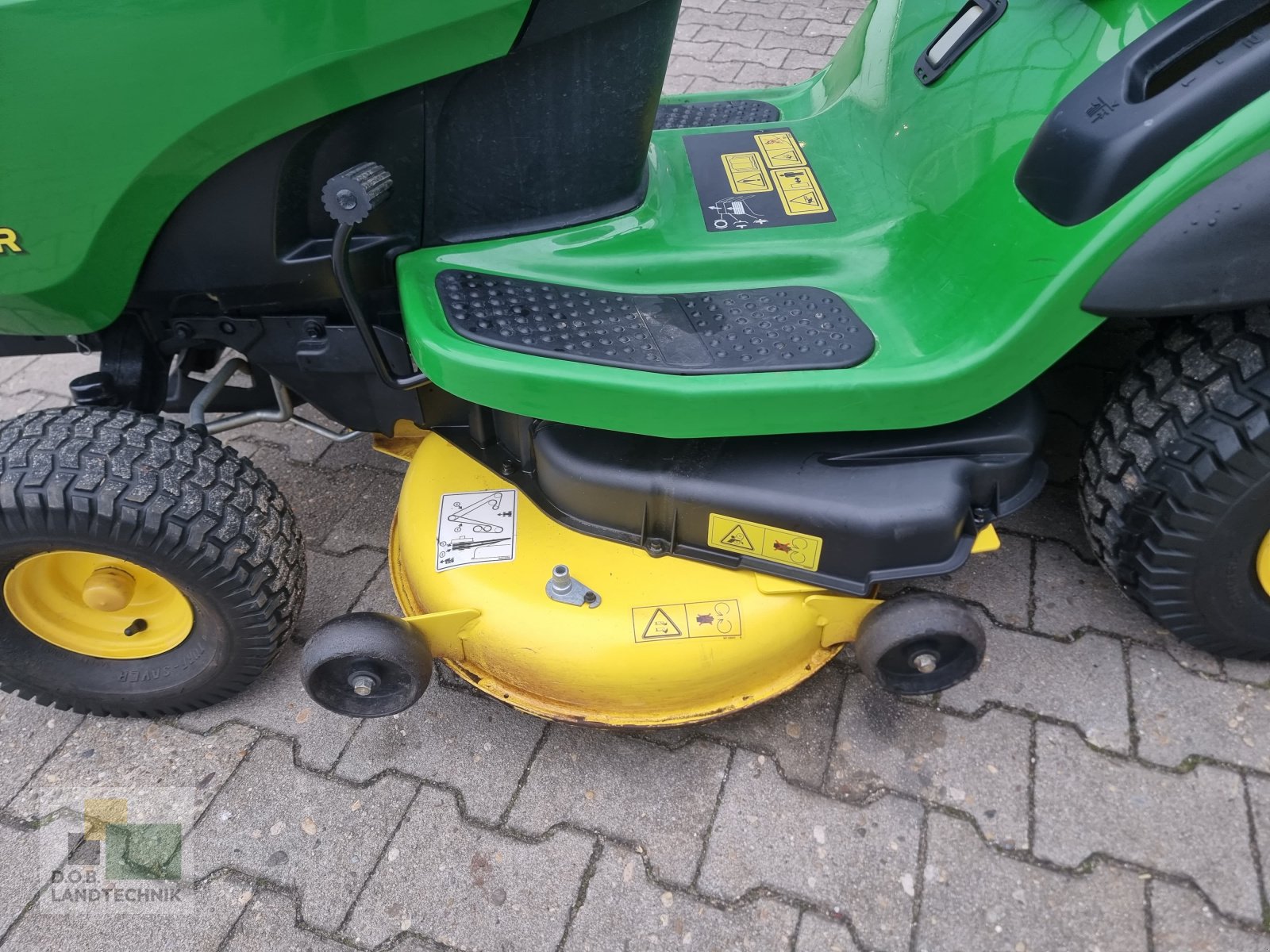 Rasentraktor typu John Deere X155R, Gebrauchtmaschine w Regensburg (Zdjęcie 8)