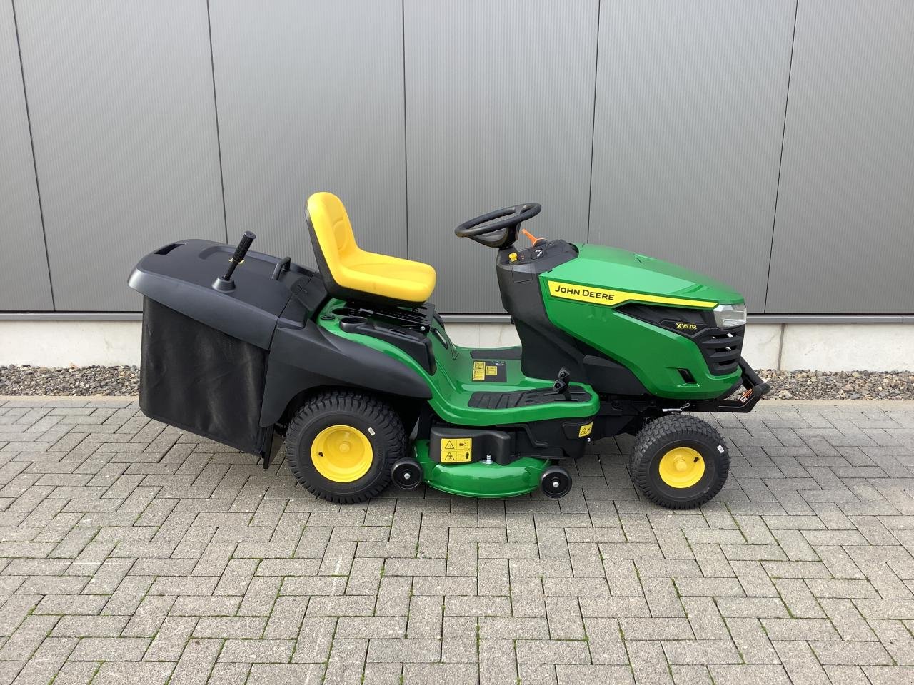 Rasentraktor Türe ait John Deere X167R, Neumaschine içinde Greven (resim 4)