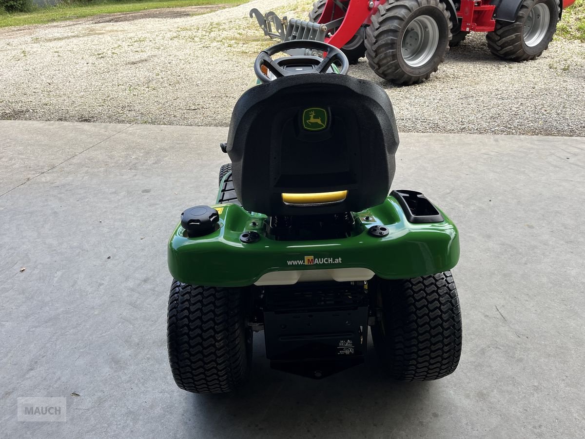 Rasentraktor typu John Deere X300, 220h, frischer Service und Durchsicht, Gebrauchtmaschine v Burgkirchen (Obrázok 5)