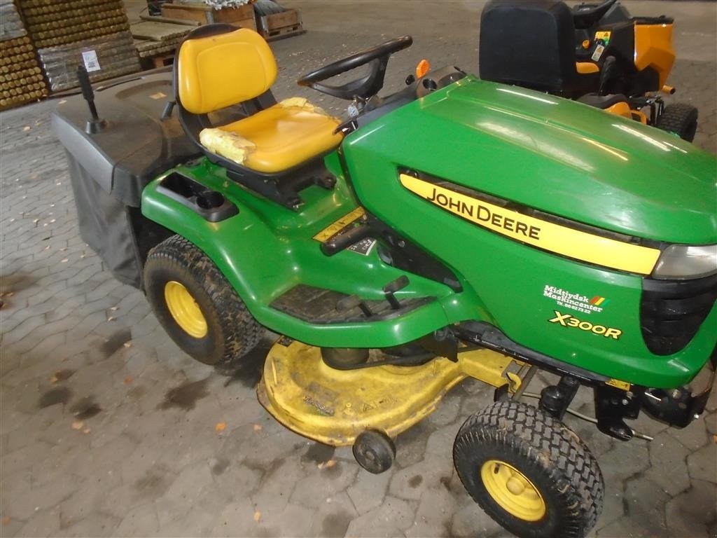 Rasentraktor du type John Deere X300R, Gebrauchtmaschine en Viborg (Photo 1)