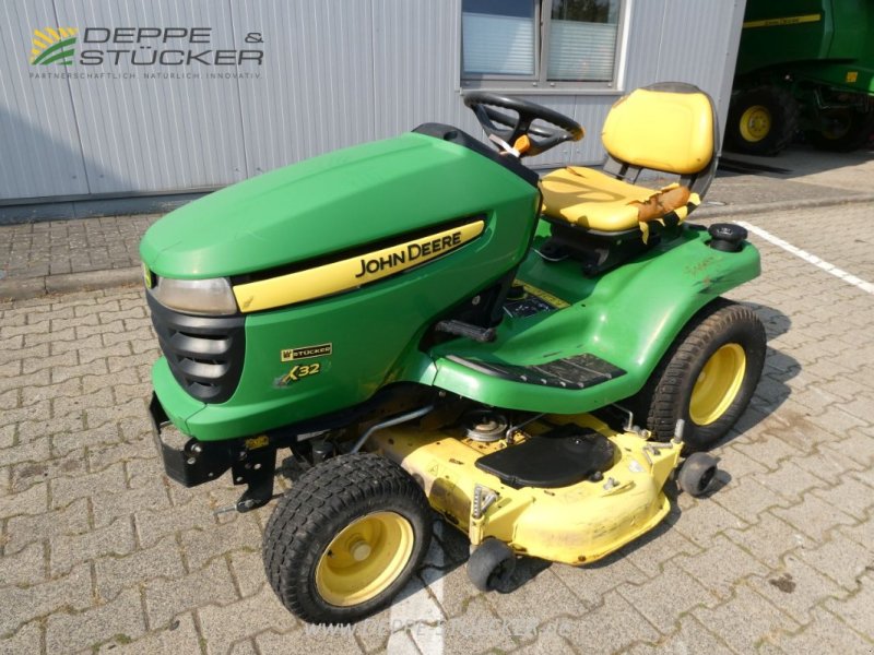 Rasentraktor del tipo John Deere X320, Gebrauchtmaschine In Lauterberg/Barbis (Immagine 1)