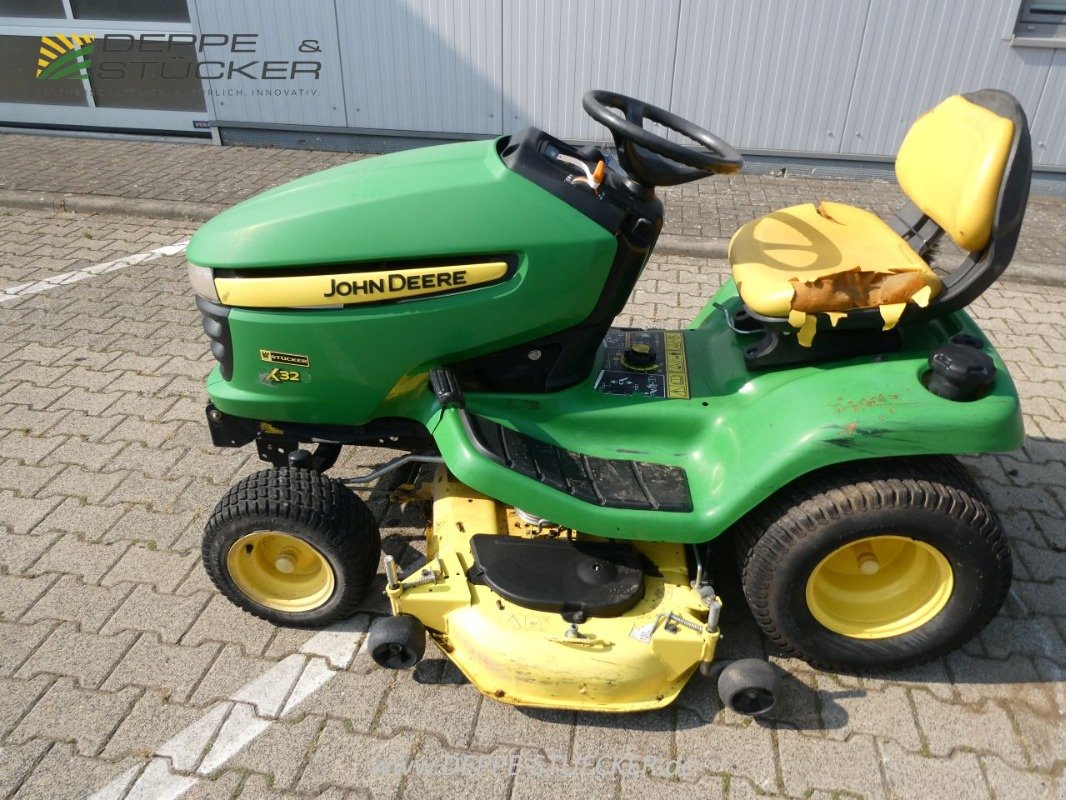 Rasentraktor του τύπου John Deere X320, Gebrauchtmaschine σε Lauterberg/Barbis (Φωτογραφία 2)