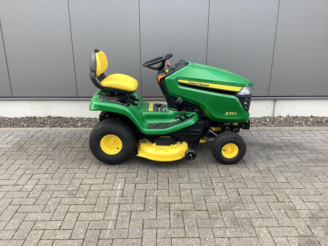 Rasentraktor Türe ait John Deere X350, Neumaschine içinde Neubeckum (resim 4)