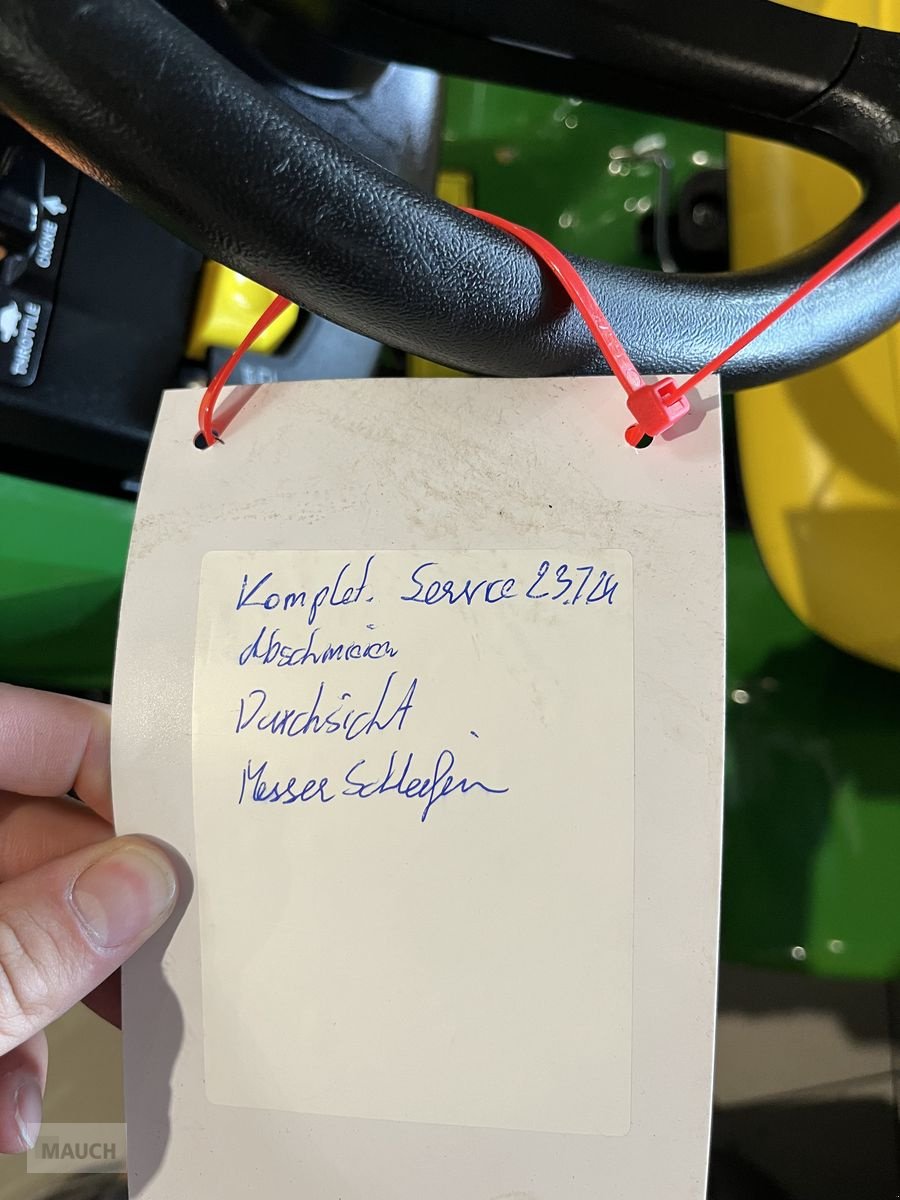 Rasentraktor tip John Deere X350R, nur 27h, Neuwertig, frischer Service, Gebrauchtmaschine in Burgkirchen (Poză 17)