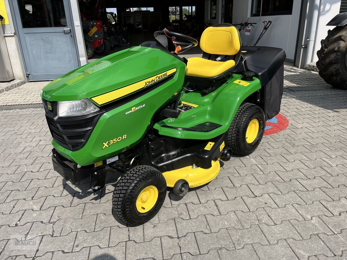 Rasentraktor des Typs John Deere X350R, nur 27h, Neuwertig, frischer Service, Gebrauchtmaschine in Burgkirchen (Bild 2)