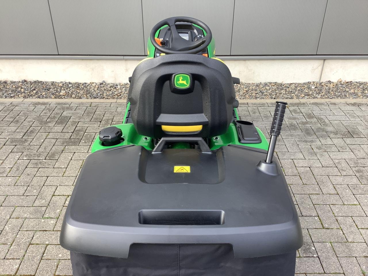 Rasentraktor типа John Deere X350R, Neumaschine в Neubeckum (Фотография 7)