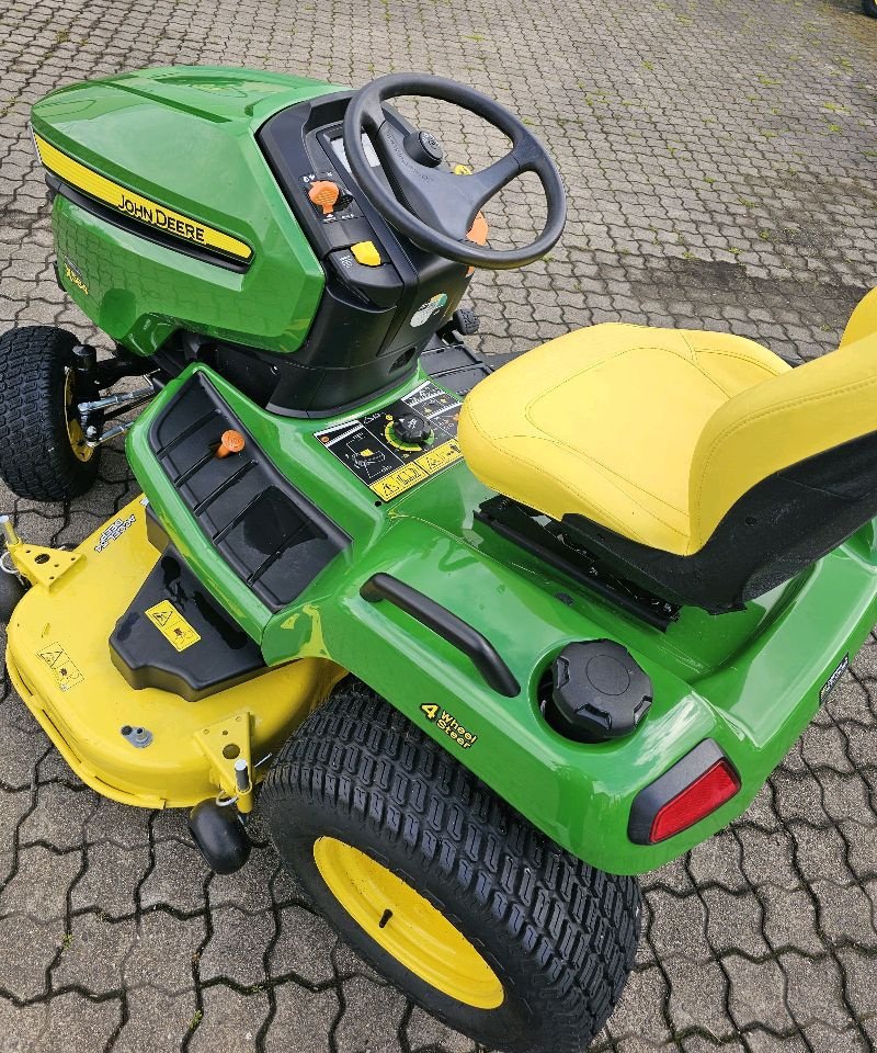 Rasentraktor des Typs John Deere X584, Gebrauchtmaschine in Lauterberg/Barbis (Bild 4)