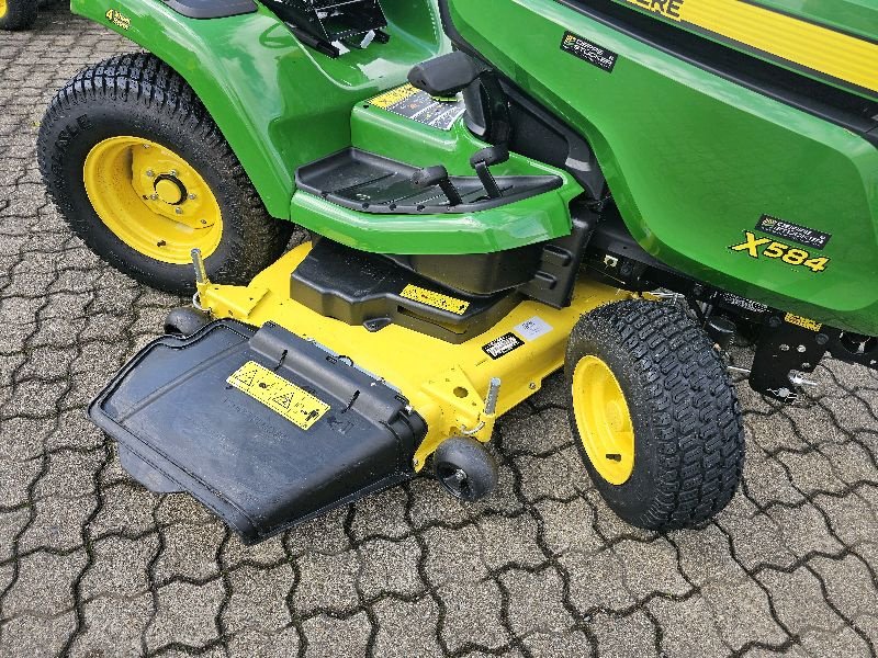 Rasentraktor van het type John Deere X584, Gebrauchtmaschine in Lauterberg/Barbis (Foto 7)