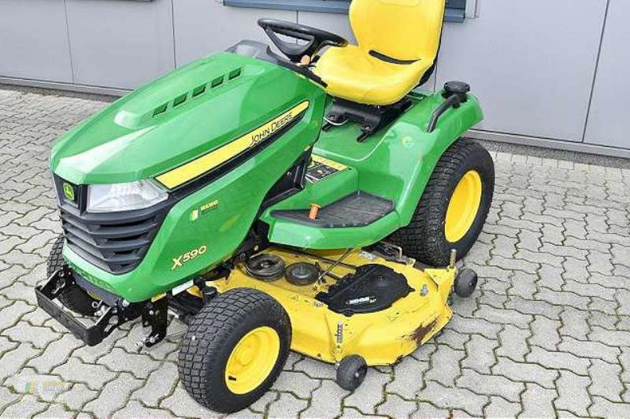 Rasentraktor a típus John Deere X590 RASENTRAKTOR, Neumaschine ekkor: Winsen (Kép 1)