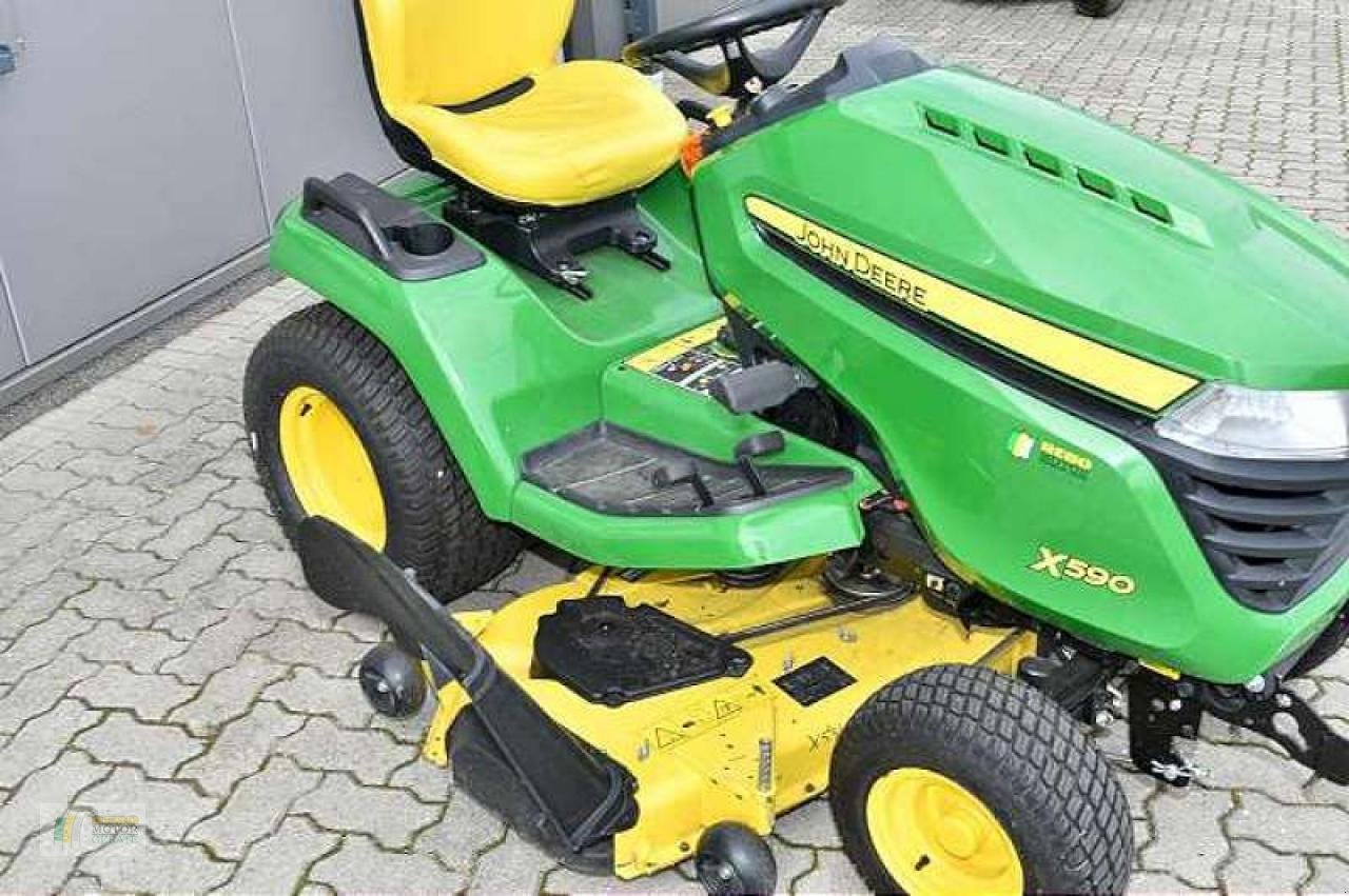 Rasentraktor Türe ait John Deere X590 RASENTRAKTOR, Neumaschine içinde Winsen (resim 10)