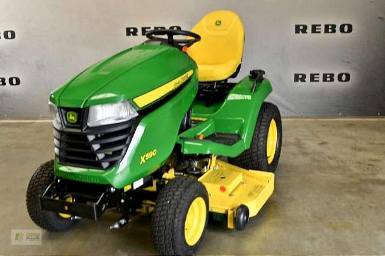 Rasentraktor от тип John Deere X590 RASENTRAKTOR, Neumaschine в Cloppenburg (Снимка 2)