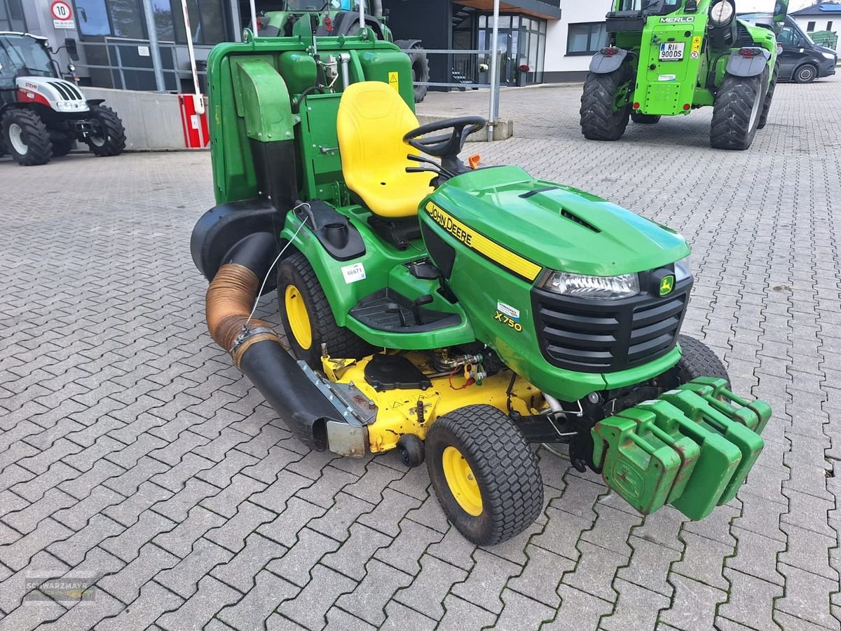 Rasentraktor typu John Deere X750, Gebrauchtmaschine v Aurolzmünster (Obrázek 3)