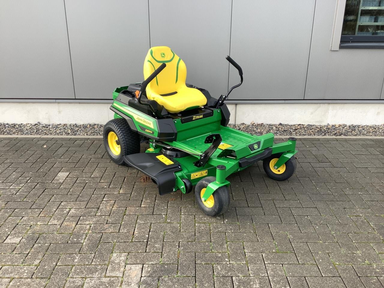 Rasentraktor Türe ait John Deere Z320M, Neumaschine içinde Greven (resim 2)