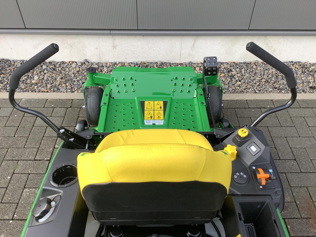 Rasentraktor Türe ait John Deere Z320M, Neumaschine içinde Dorsten-Wulfen (resim 8)