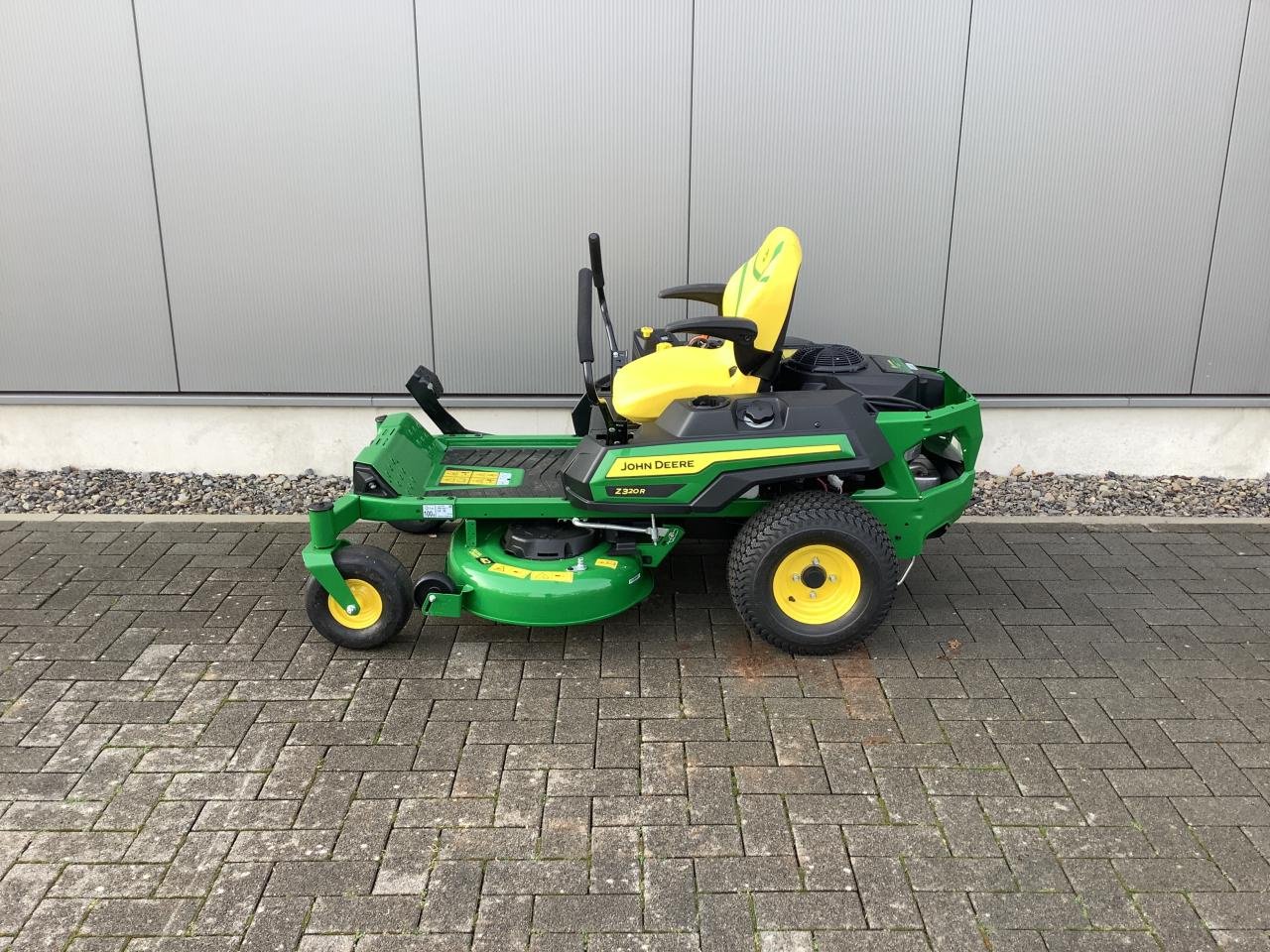 Rasentraktor del tipo John Deere Z320R, Neumaschine In Neubeckum (Immagine 3)