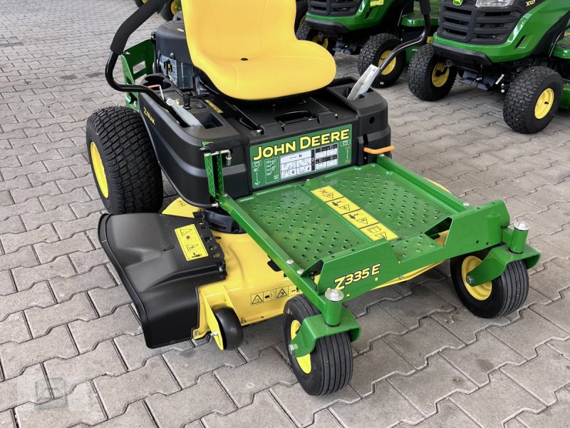 Rasentraktor Türe ait John Deere Z335E, Neumaschine içinde Gross-Bieberau (resim 1)