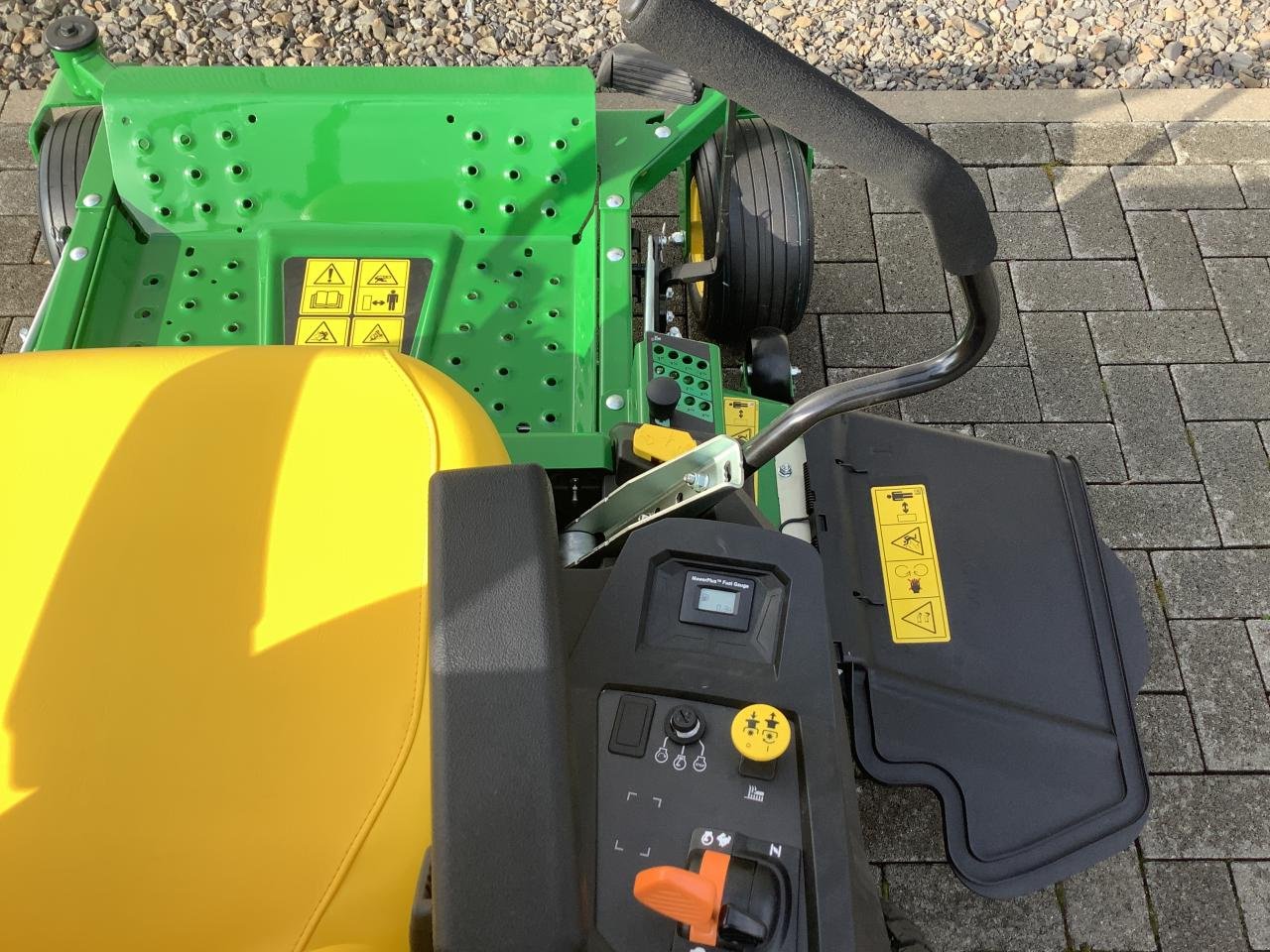 Rasentraktor tipa John Deere Z515E, Neumaschine u Greven (Slika 9)