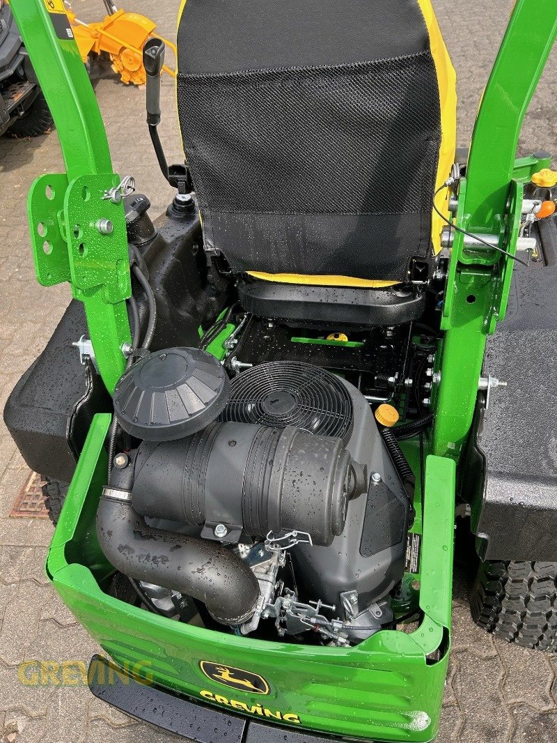 Rasentraktor des Typs John Deere Z950R Reifen, Neumaschine in Wesseling-Berzdorf (Bild 4)