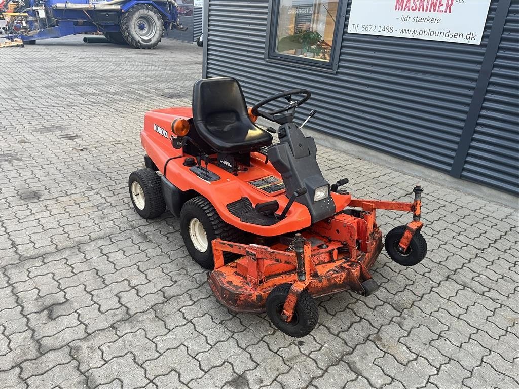 Rasentraktor typu Kubota F1900 4WD Diesel græsslåmaskine med hydrostatisk fremdrift., Gebrauchtmaschine v Rønnede (Obrázek 2)